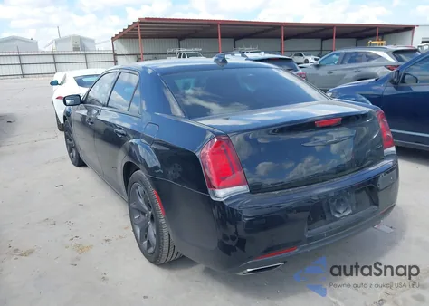 2021 Chrysler 300 Touring from USA, damaged, VIN 2C3CCAAG5MH637011
